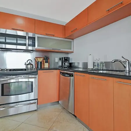 Roami At Sunny Isles Apartment Miami Beach Exterior photo