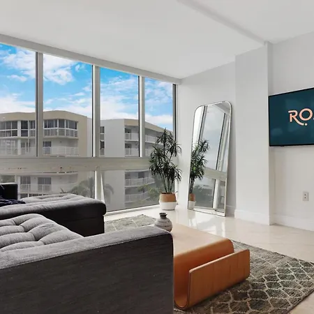 Roami At Sunny Isles Apartment Miami Beach Exterior photo