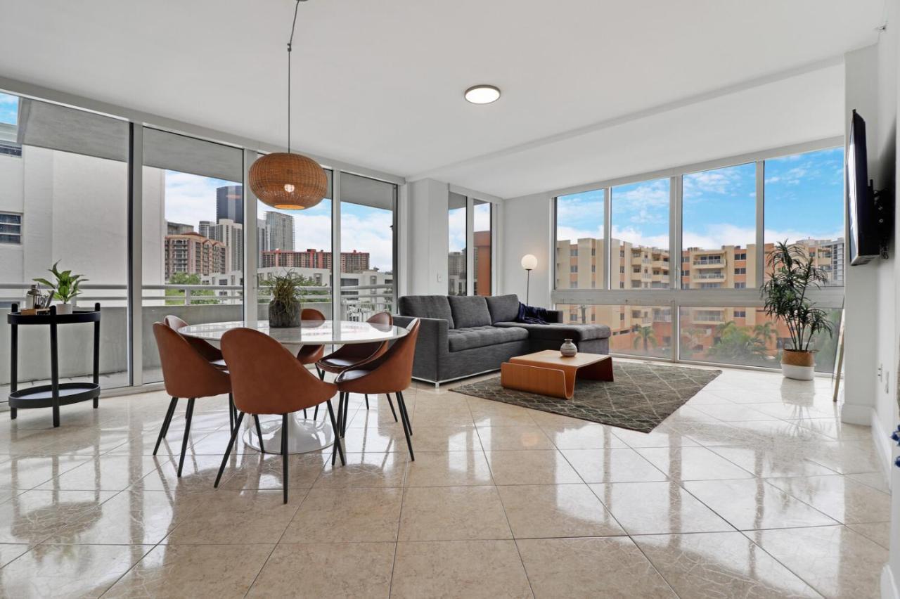 Roami At Sunny Isles Apartamento Miami Beach
